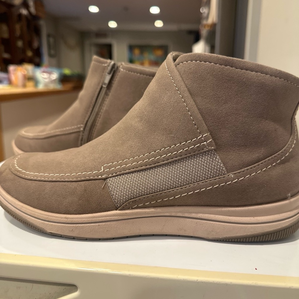 Clark’s Women’s Taupe Ankle Boots